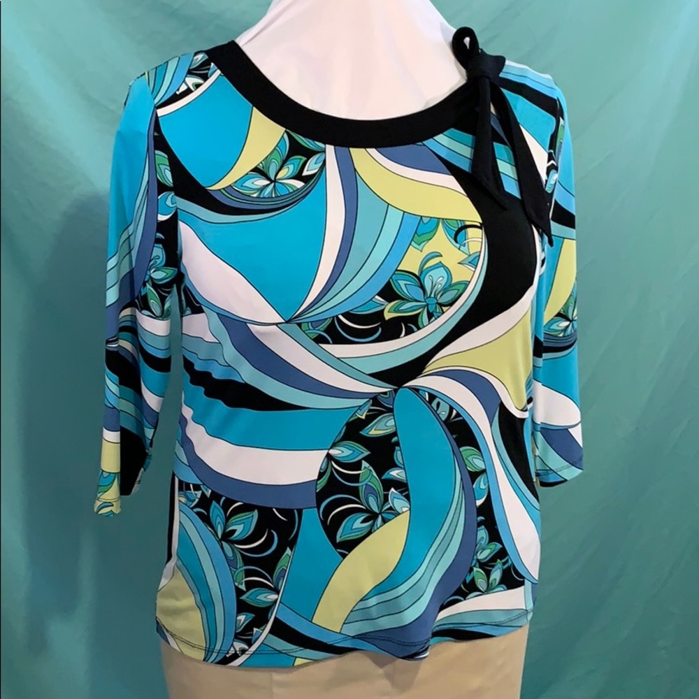 AVENUE 14/16 Knit Top With Tie neck